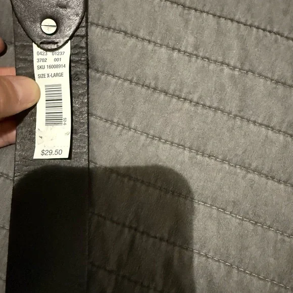 NWT American Eagle Outfitters
Black Leather Belt With Silver Tone Peace Buckle - Picture 3 of 4